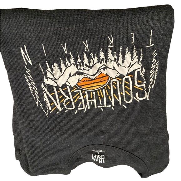 True Craft size large long sleeved t shirt see pics - Picture 2 of 2